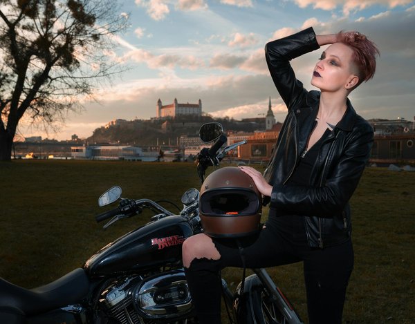 Quels sont les avantages des amortisseurs magnétiques pour une conduite sportive?